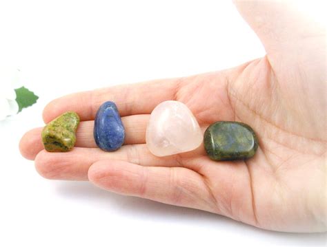 Pink healing crystals for gentle healing
