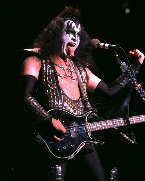 Gene Simmons - KISS Photo (36990360) - Fanpop