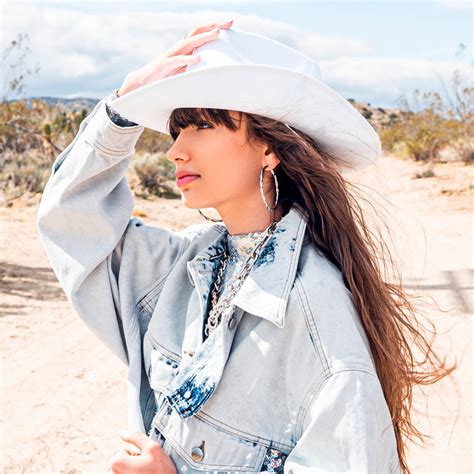 Viki Gabor Photos | Last.fm