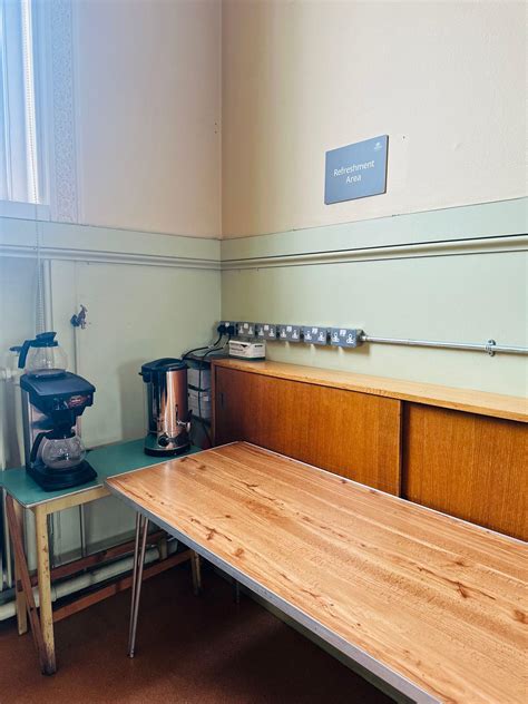 Navigating the new layout of West Croydon station with ease 26