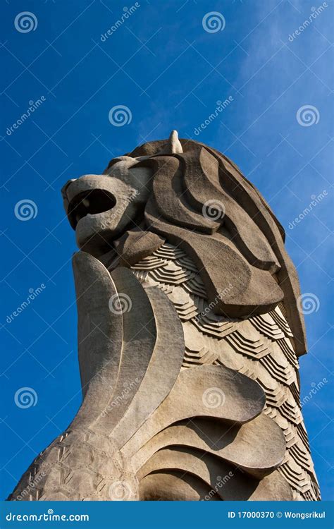 merlion editorial image image  stone beautiful attraction