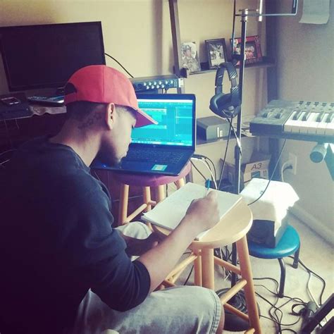VJ - S.O.S (ArtistRack Hip Hop Music)