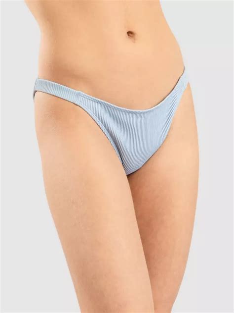 Roxy | Surf-, Street- & Snowwear Shop - Blue Tomato