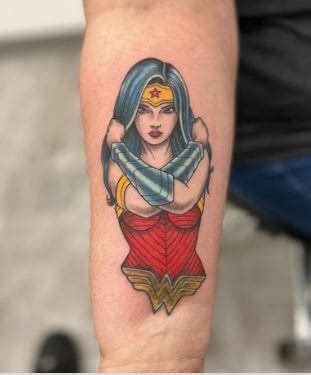 71 New Powerful Wonder Woman Tattoo Ideas - Tattoo Twist