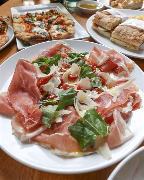 Luigino's Parmigiana - Montclair Center