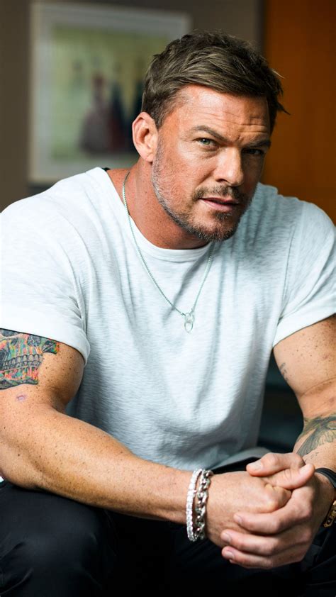 ‘Reacher’ star Alan Ritchson talks season two of hit show and how