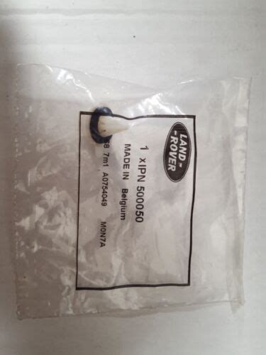 Land Rover pillar trim sill fastener clip. IPN500050 | eBay