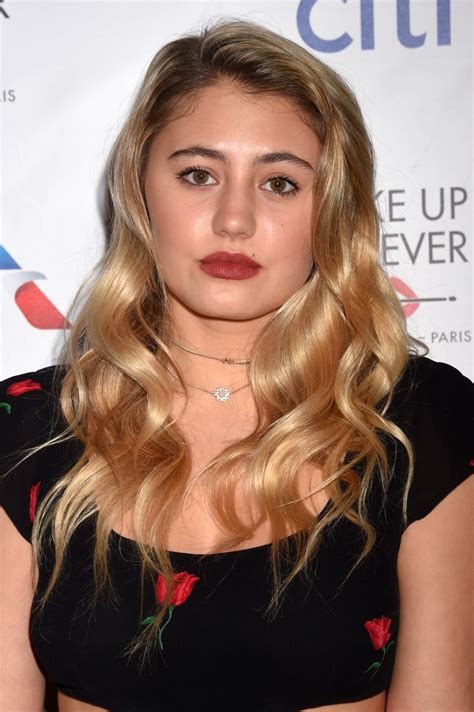 Lia Marie Johnson Outfits & Style Photos • CelebMafia
