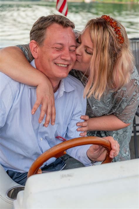 Finding Solace in the Stories of Kutis Obituary: Remembering a Life of Love 8