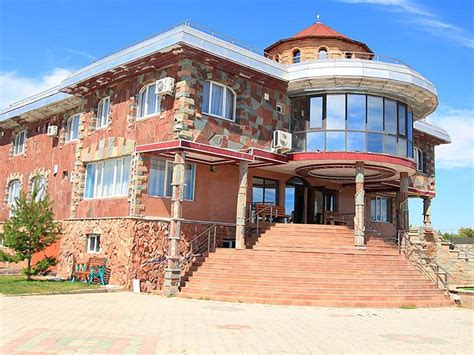 BON VOYAGE - Specialty Resort Reviews (Konaev City, Kazakhstan)