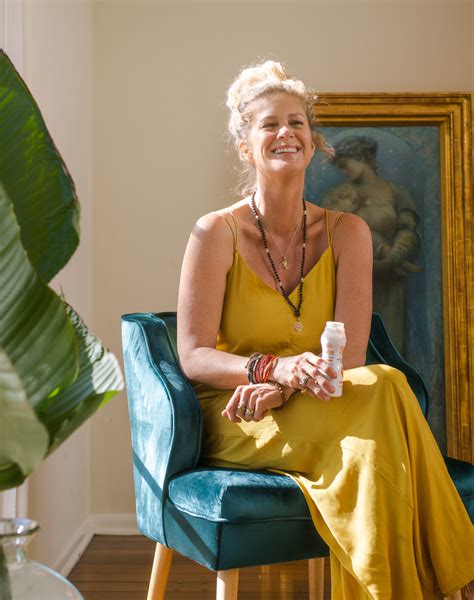 Speaking With Supermodel Rachel Hunter - Green Living Magazine