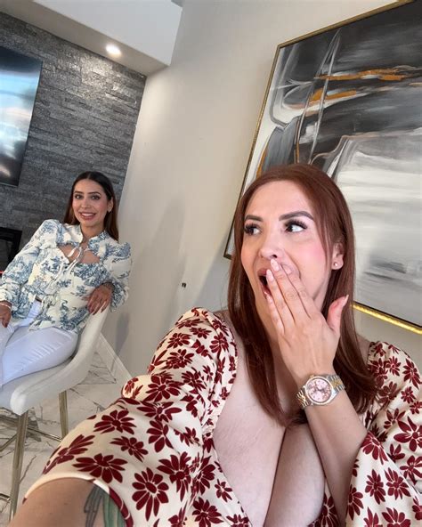 𝓒𝓱𝓲𝓶𝓸 | Me quito mas pompa? 🤔🍑🍑 | Instagram