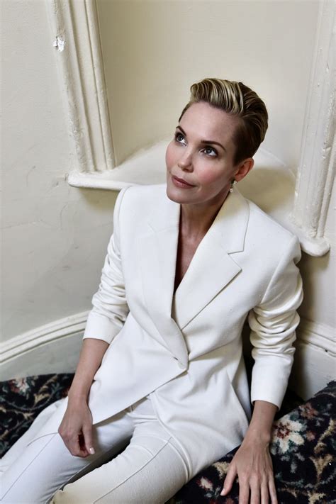 Fotos De Leslie Bibb Por Leslie Bibb Hi Res Stock Photography And