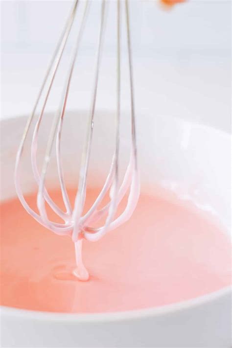 simple strawberry glaze recipe   snackateers