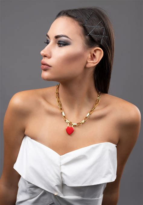 NEW ELENA LUKA JEWELRY COLLECTION INSPIRED BY WOMEN WITH A UNIQUE TAST ...