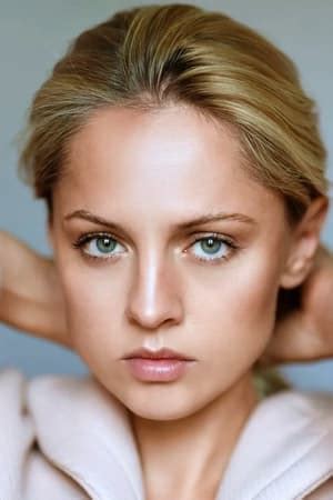 Янина Студилина — The Movie Database (TMDB)
