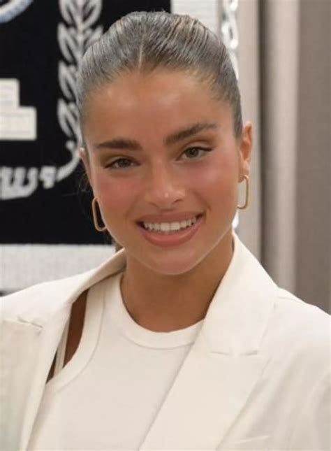 29 Facts About Noa Kirel | FactSnippet