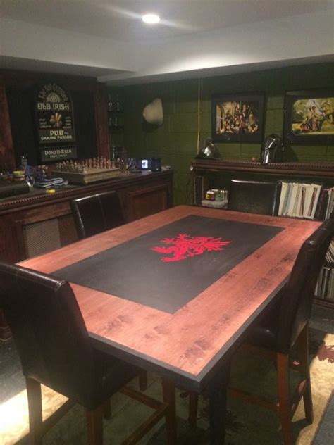 Games Room Inspiration: Small Room Design with DnD Table