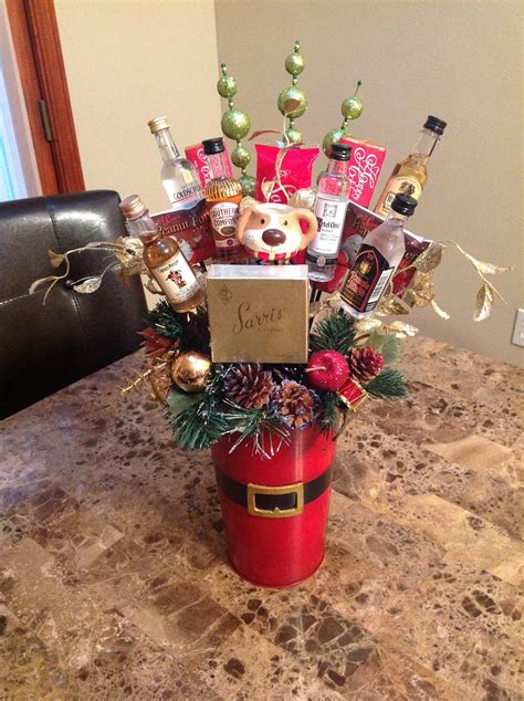 Mini liquor bottle and chocolate Christmas basket | Easy christmas