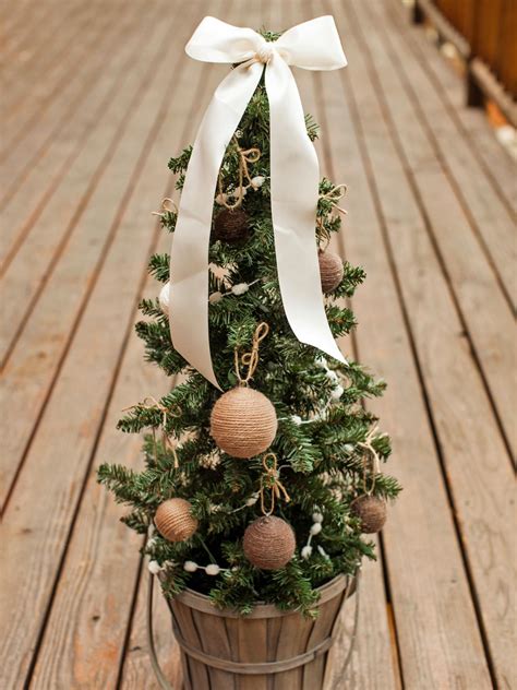 Decorating Ideas For Miniature Christmas Trees at Dustin Richards blog