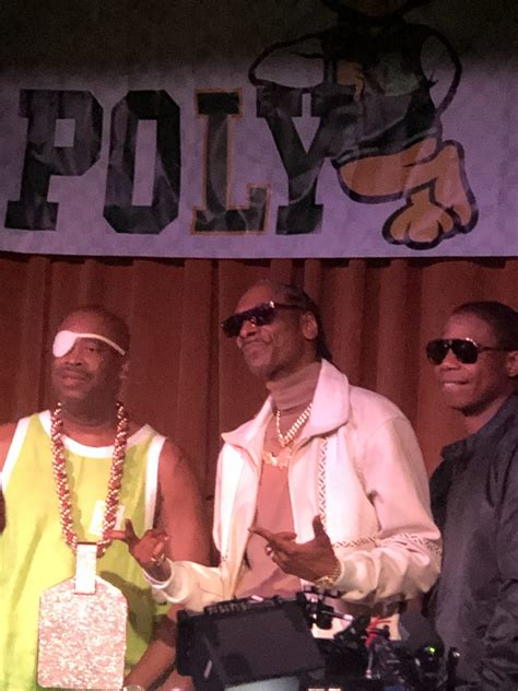 Snoop Dogg gives fellow Long Beach Poly High Class of ’89 alums the ...