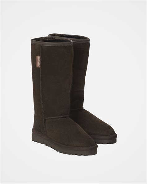 Classic Sheepskin Boots - Calf Height