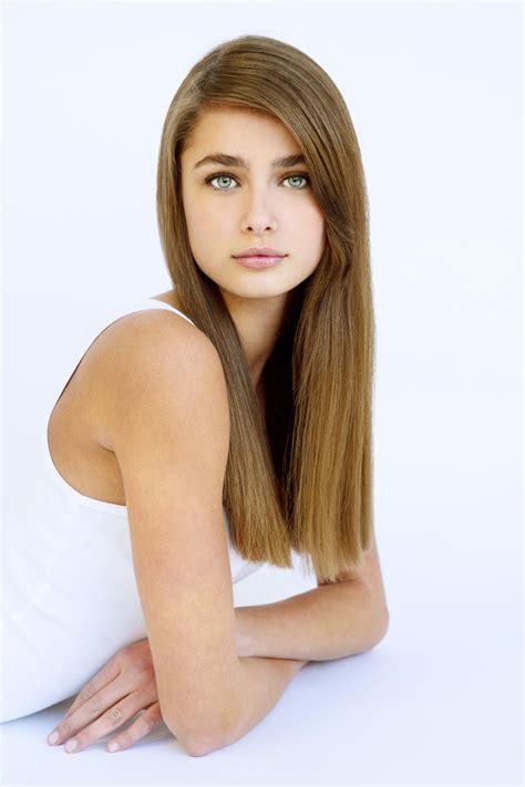 Taylor Marie Hill Pictures