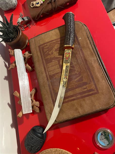 Arabic ceremonial (?) sword : r/weapons