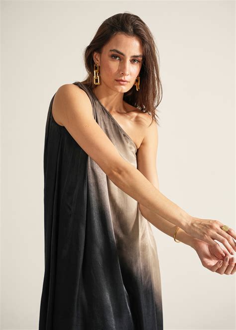 Blaze Dress - Elegant Cocktail Dress for Women | Dorabi