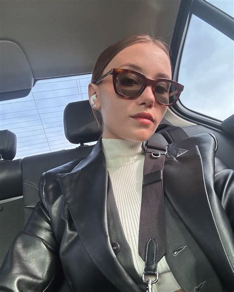 ᴀɴɴᴀ ᴋʀɪᴛᴄᴋᴀɪᴀ | you haven’t seen me so dressed up yet 😅 | Instagram