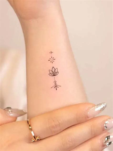 Simple lotus flower tattoo – Artofit