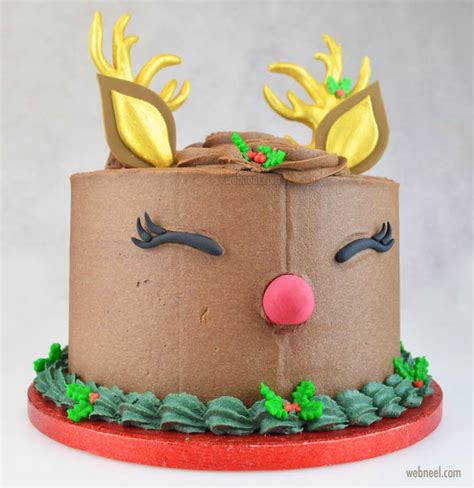 40 Beautiful Christmas Cake Decoration Ideas from top designers