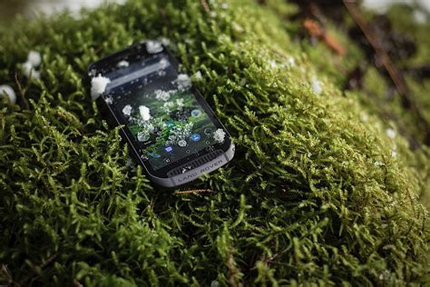 Here's a Land Rover Smartphone, the Toughest Android Phone in the World ...