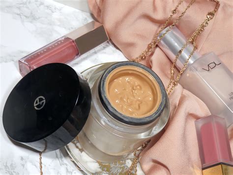 | Review | Giorgio Armani Beauty Crema Nuda Tinted Cream | Pretty is my ...