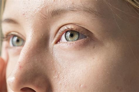 Flashes De Luz No Canto Dos Olhos O Que Fazer - Por que vejo flashes de luz no canto do olho e o que fazer a respeito?