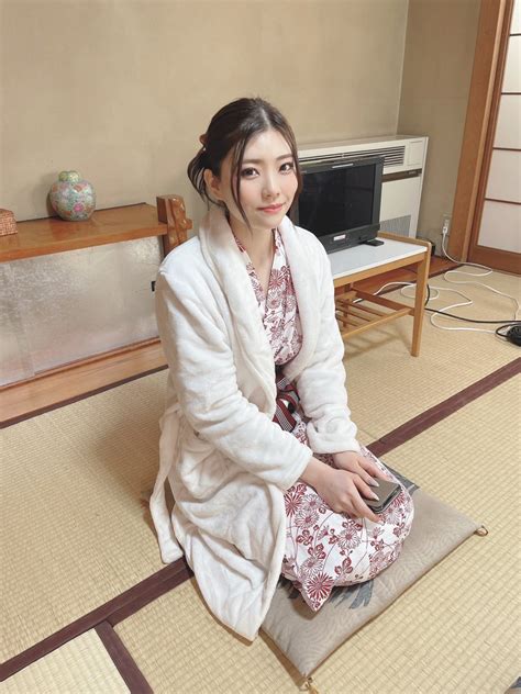 Rei Kamiki ดารา AV สุดแจ่ม พร้อม แจกวาร์ป หนังเด็ด - Xzaap