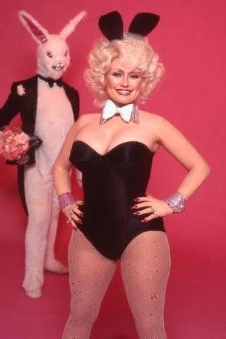 Dolly Parton Height, Weight, Measurements, Bra Size, Shoe Size