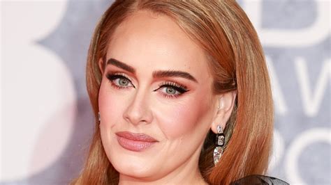 Adele's Favorite Perfume Is A Rich Scent Perfect For Winter