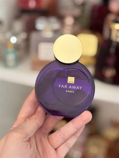 Far Away Rebel Avon parfem - parfem za žene 2018