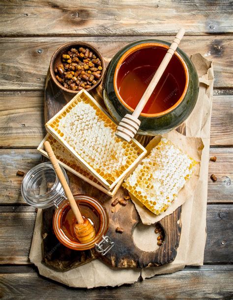 Premium Photo | Assortment of different types of honey