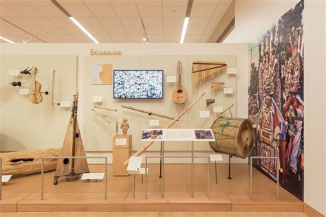 Ecuador exhibit, Latin America Gallery | Gallery, Latino art, Museum