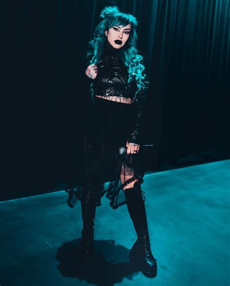 𝕸𝖎𝖝𝖎 (@mixiofficial) • Instagram photos and videos