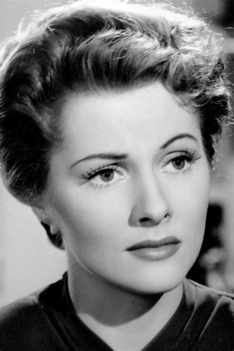 Joan Fontaine - FilmAffinity