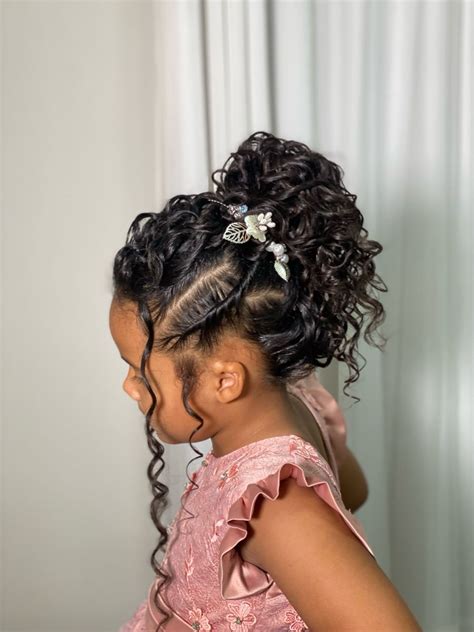 Penteado Infantil Coque Cabelo Cacheado