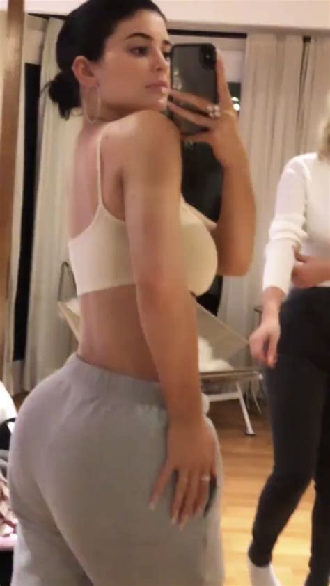 Pin on King Kylie