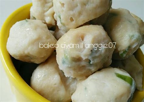 Resep Bakso ayam oleh anggie.07 - Cookpad