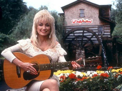 Dollywood Crowned America's 'Favorite Theme Park' for Third Year in a Row