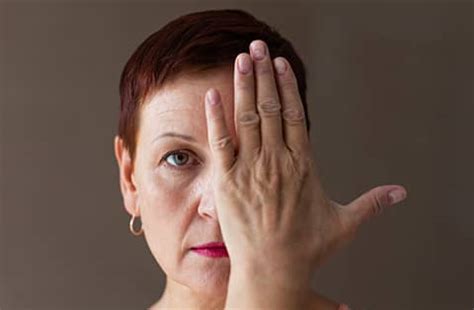 Parálisis facial: Causas, Síntomas y Tratamientos