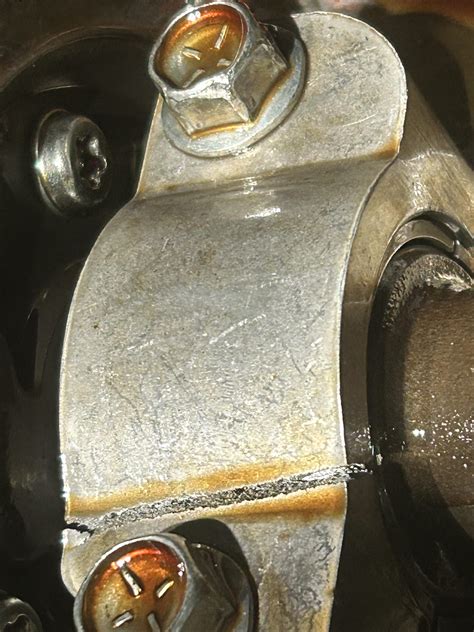 Cam Bearing cap snapped - liquid weld? : r/MechanicAdvice