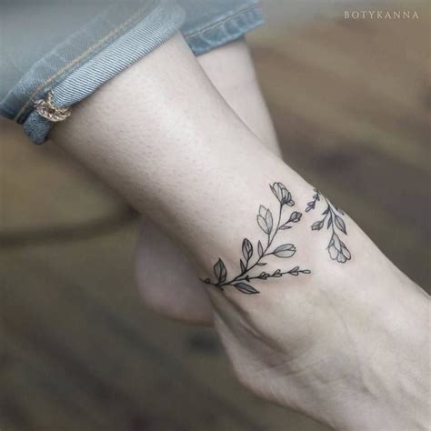 Floral ankle bracelet tattoo - Tattoogrid.net